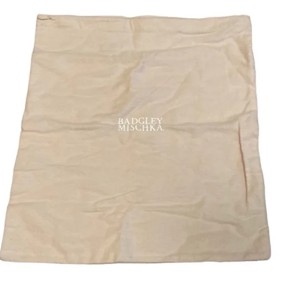 Badgley Mischka Cream Dust Bag - Picture 1 of 7
